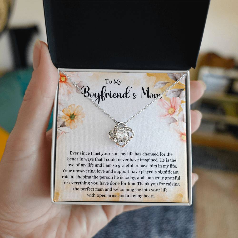 TO MY BOYFRIEND'S MOM - HAPPY MOTHER'S DAY - LOVE KNOT NECKLACE