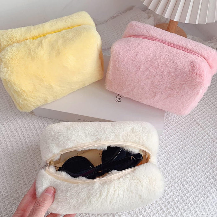 Fluffy Cosmetic Bag Plush Makeup Bag Cute Makeup Tool Storage Bag Makeup Pouch Portable Cosmetics Case for Girls Women(Pink )
