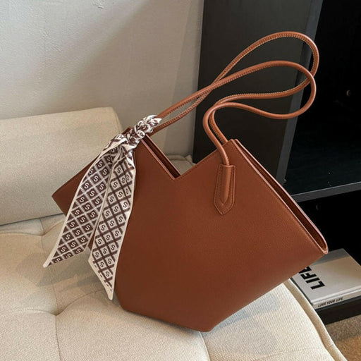 Large capacity niche fashion shoulder bag