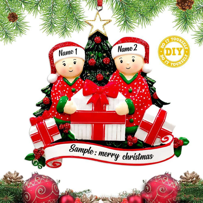 DIY Personalized Christmas Tree Hanging Ornaments.