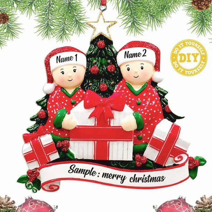 DIY Personalized Christmas Tree Hanging Ornaments.