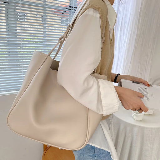 Shanti Roze Tote Bag