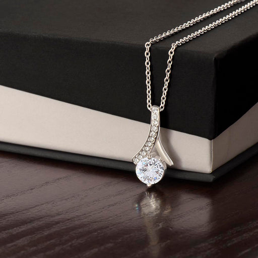 The Alluring Beauty necklace